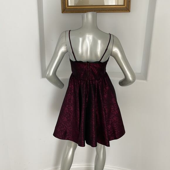 Mise En Scène By Ruffian Fall 2009 Jacquard Red/Black Floral Dress Size 4 - Picture 10 of 12